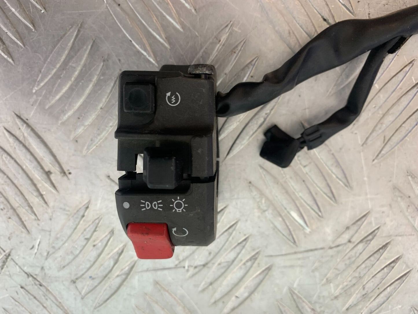 KAWASAKI ZX6R ZX6 J RIGHT SWITCH GEAR   YEAR 2000 (CMB1129)