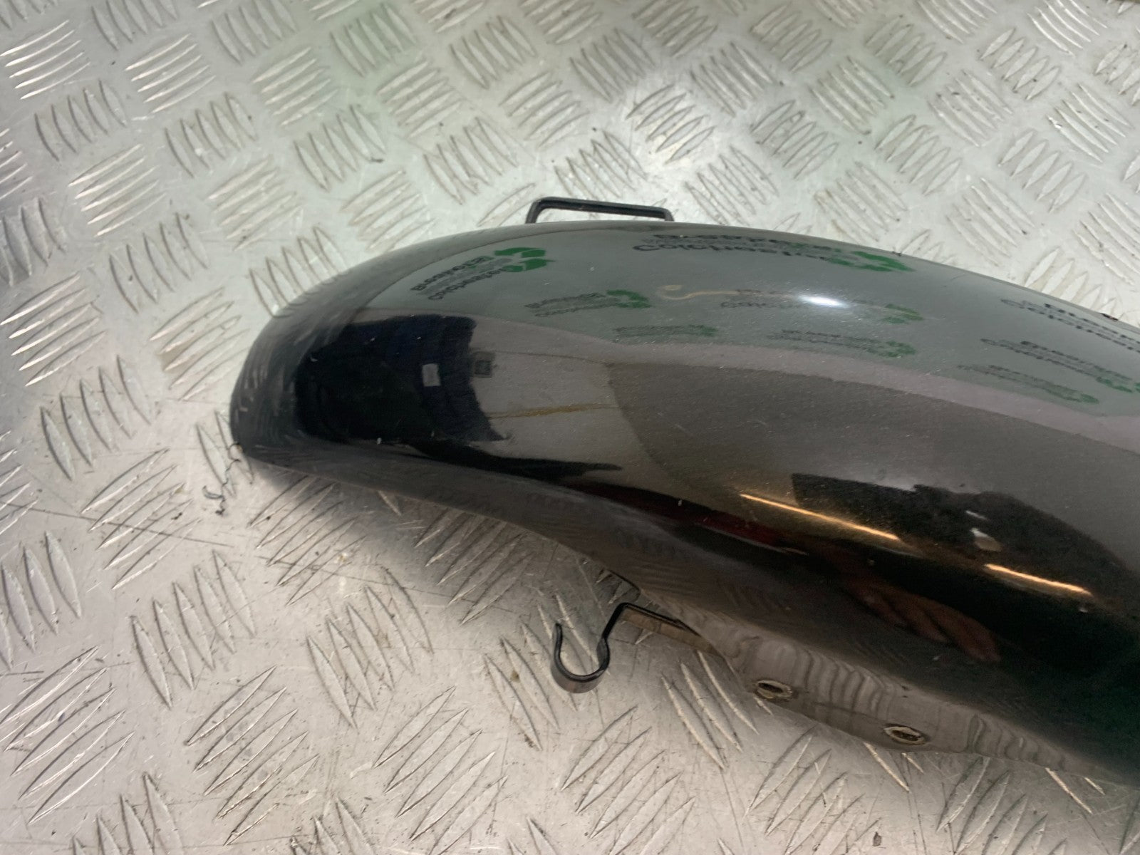 HONDA VT700 VT 700 SHADOW FRONT MUDGUARD  YEAR 1984-85 (CMB1328)