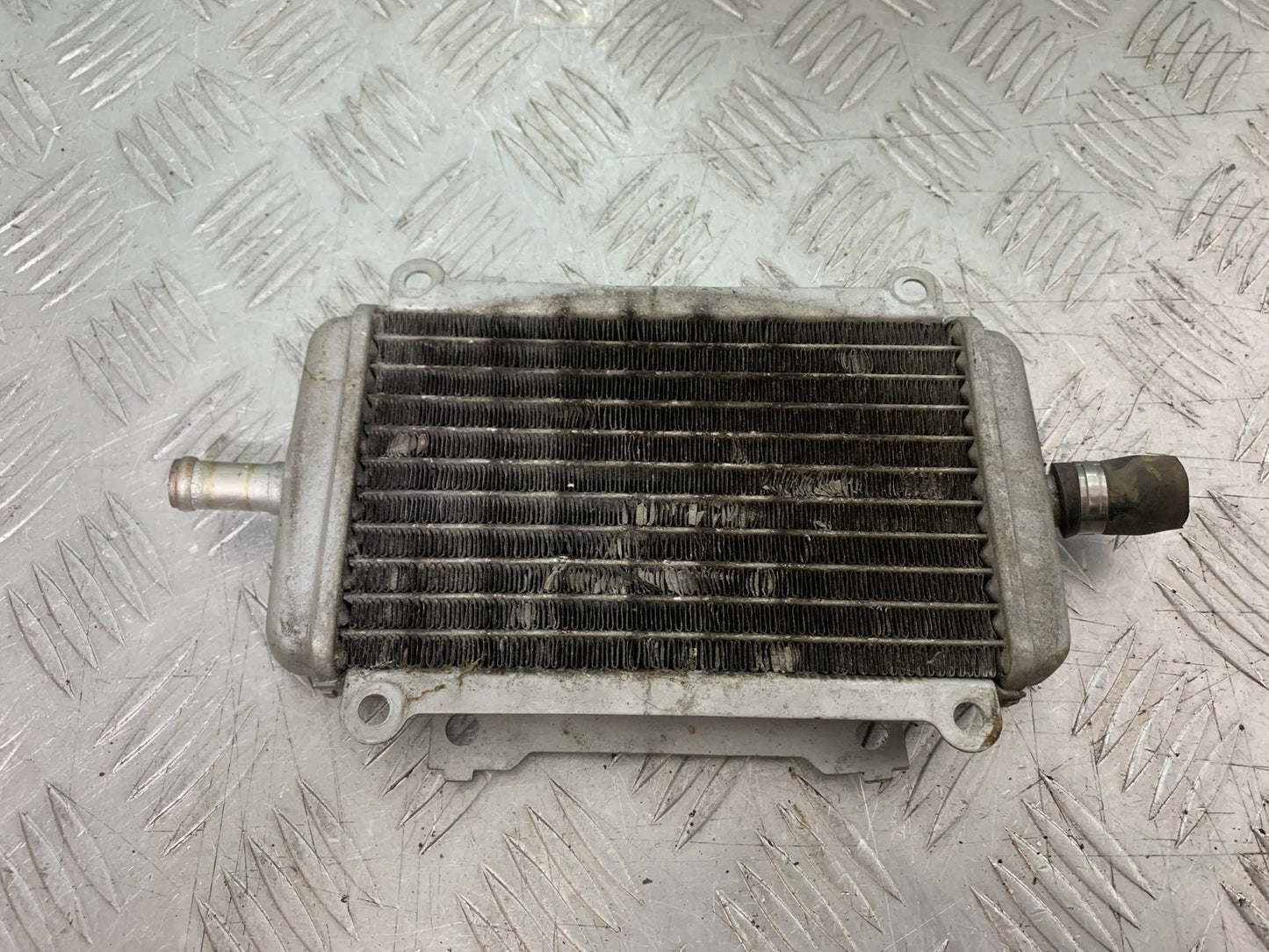 PIAGGIO VESPA GTS 125 RADIATOR YEAR 2012 (CMB1261)