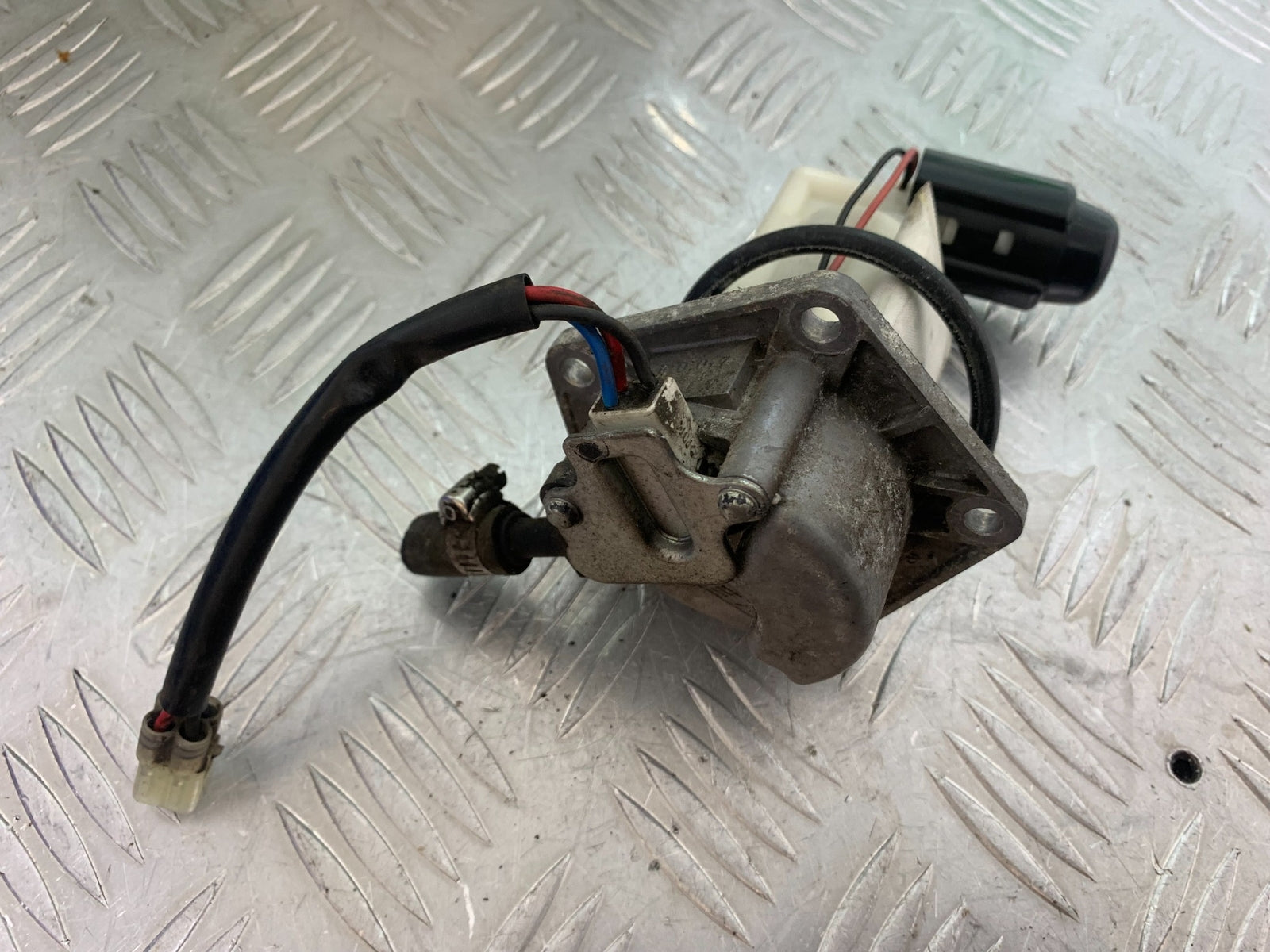 ROYAL ENFIELD BULLET 500 EFI PETROL PUMP  YEAR 2008 - 2016 (CMB1153)