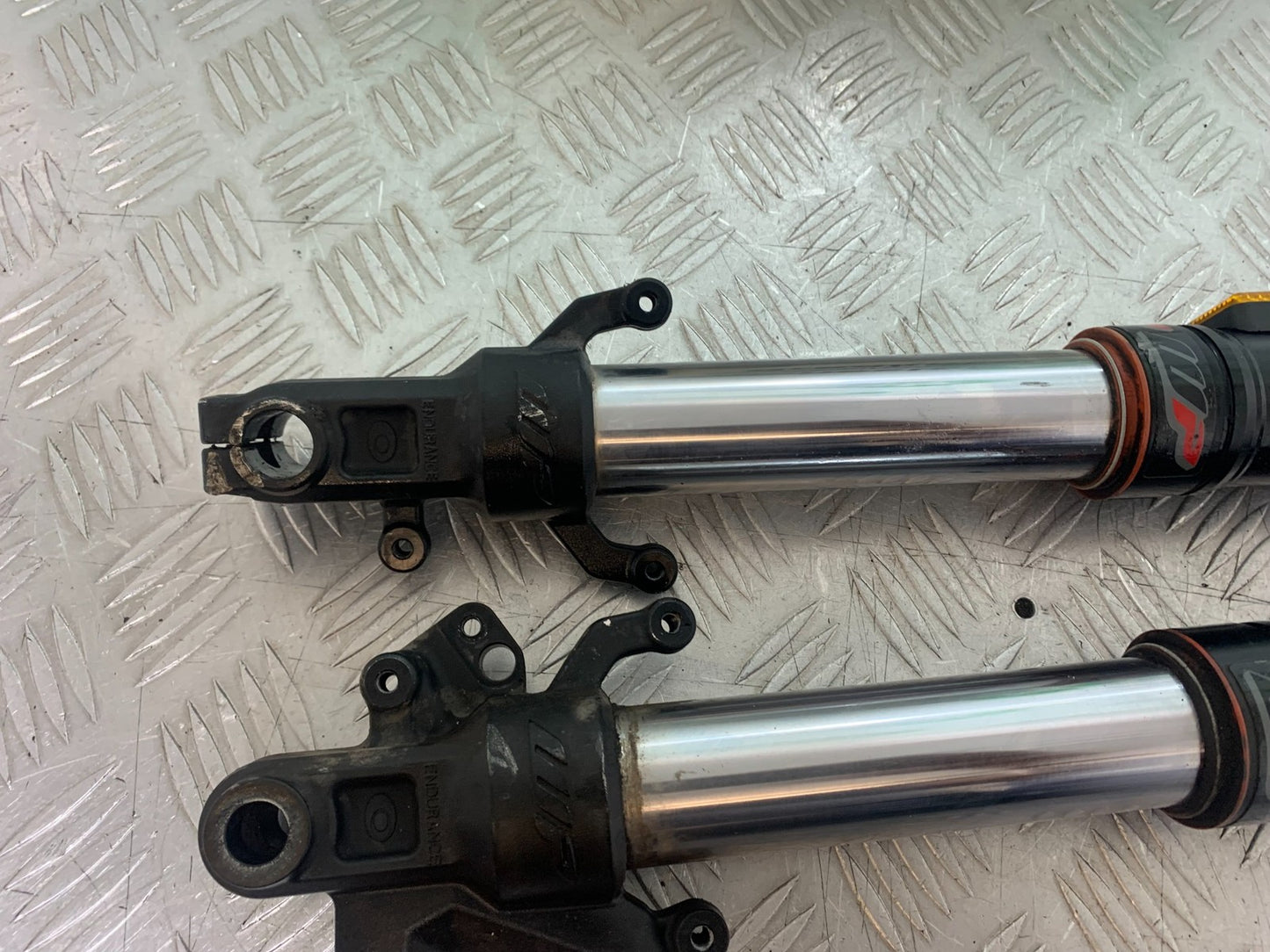KTM DUKE 125 FORKS YEAR 2017-2022 (CMB1222)