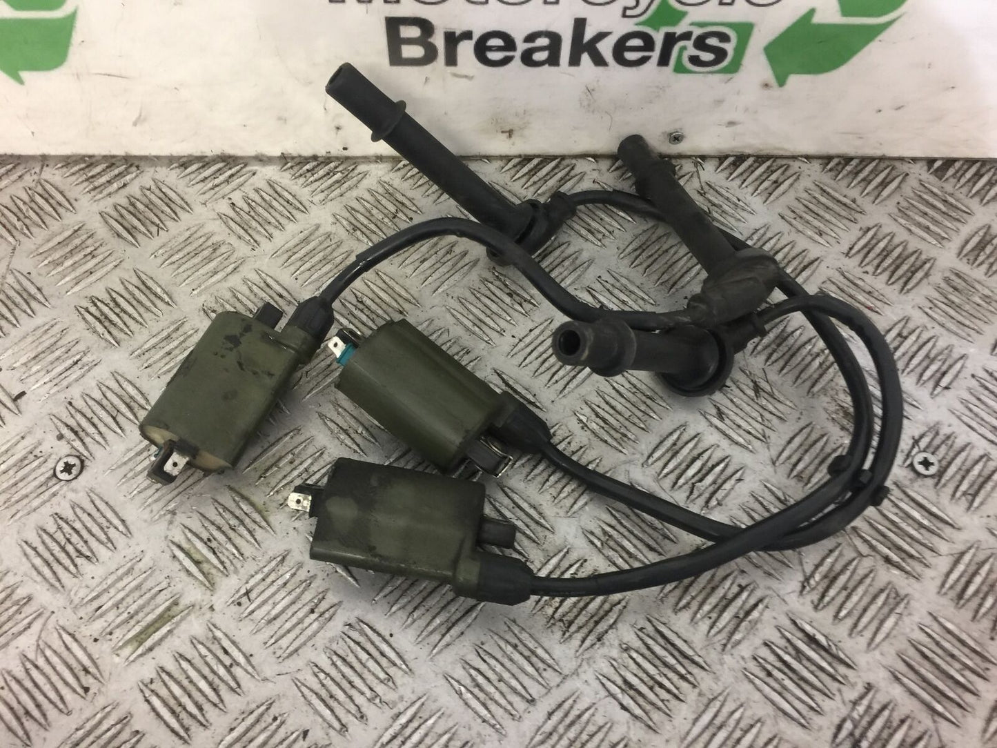 HONDA VFR800 VFR 800 PRE V-TEC 3 X COILS AND CAPS   YEAR 1998-2001 (STOCK 370)