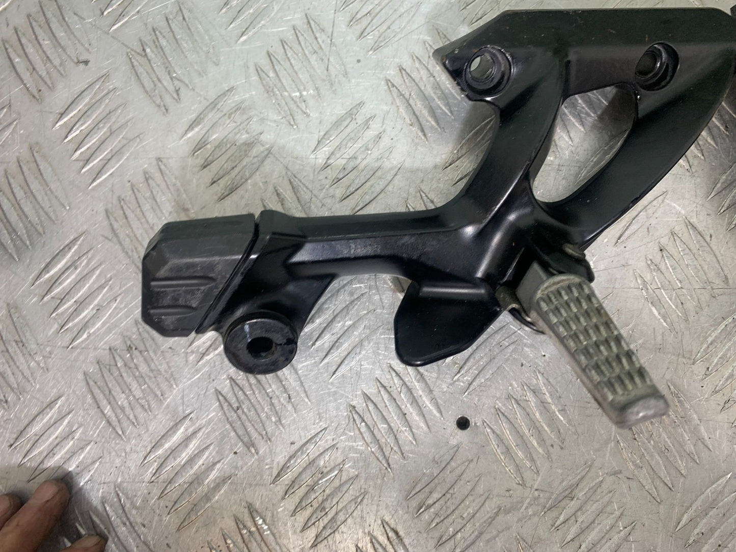 KAWASAKI GTR1400 GTR 1400 REAR HANGERS  YEAR 2007-2009 (CMB1306)