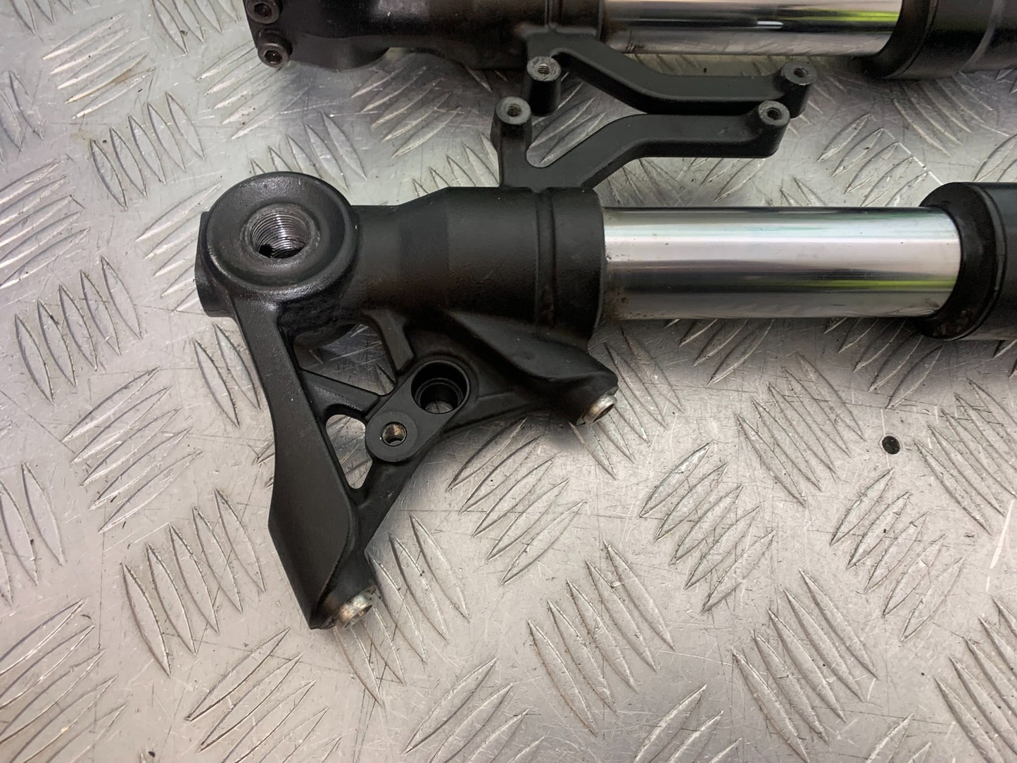 KAWASAKI Z1000 SX FORKS  YEAR 2014-16 (CMB1264)
