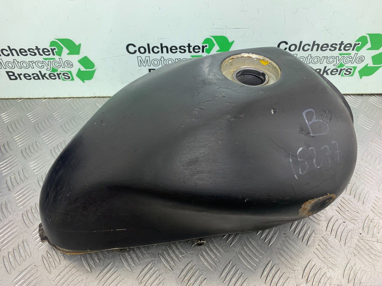 HONDA CB600 CB 600 HORNET PETROL TANK   YEAR 1998-2002 (CMB1297)