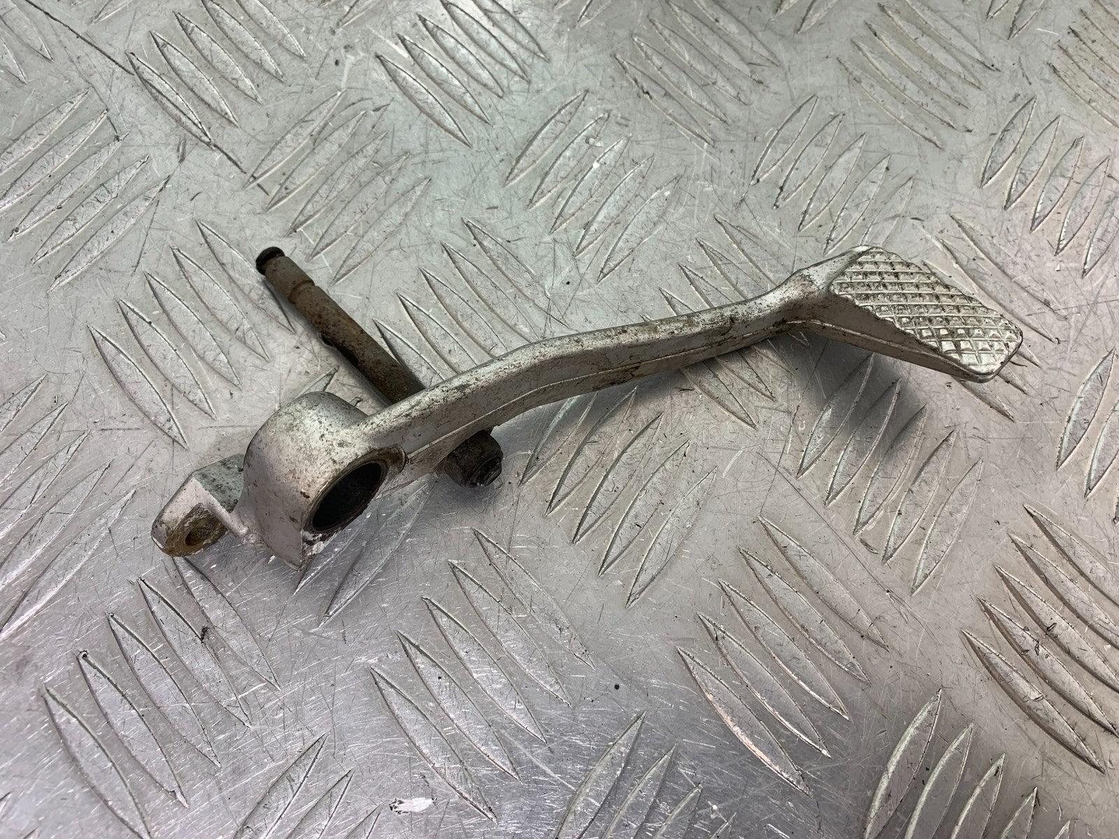 YAMAHA XJR1300 XJR 1300 REAR BRAKE PEDAL  YEAR  1999-2003 (CMB1119)