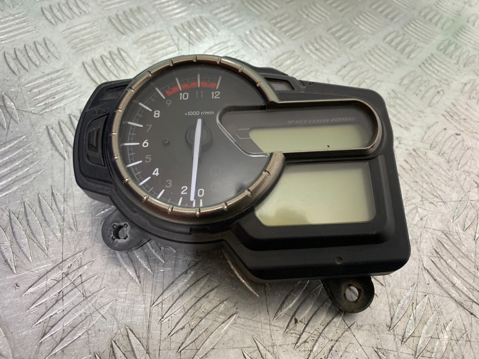 SUZUKI DL1000 V-STROM CLOCKS SPEEDO DASH   YEAR 2014-2019 (CMB1325)