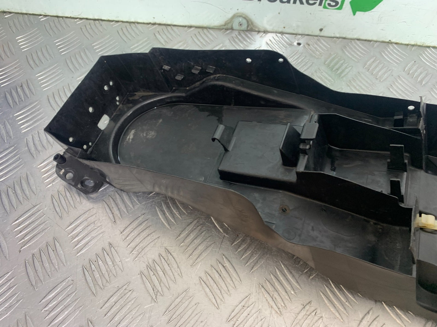 SUZUKI GSXR600 GSXR 600 K1 K2 K3 UNDERTRAY  1999-03 (CMB1284)