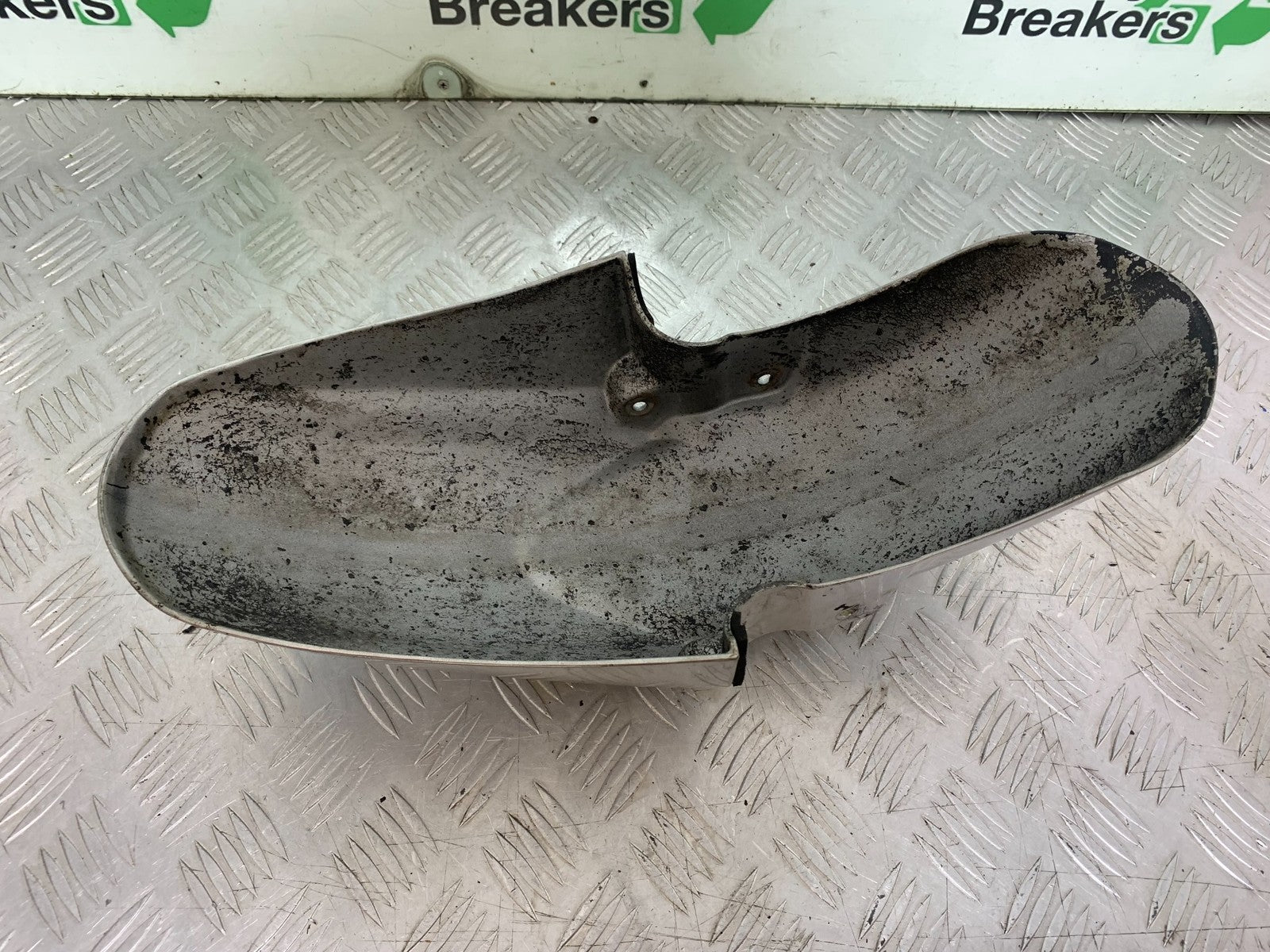 SUZUKI GSF1200 GSF 1200 BANDIT FRONT MUDGUARD  YEAR 2001-2004 (CMB1188)