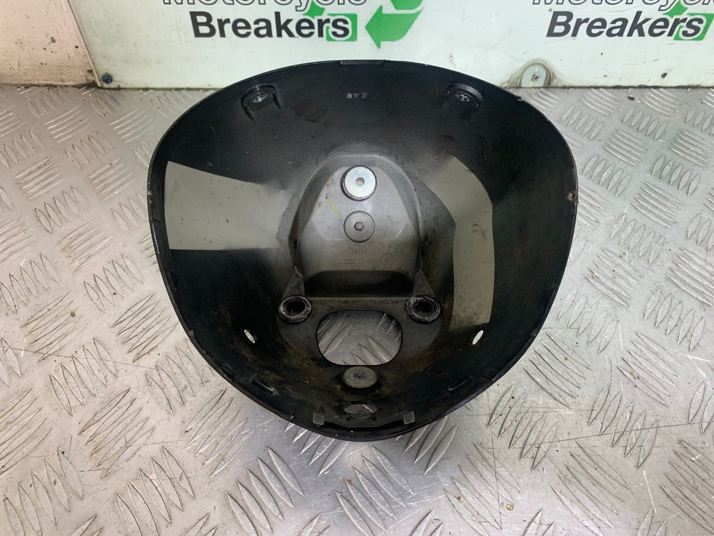 YAMAHA XVS 1300 MIDNIGHT STAR HEADLIGHT BACKING YEAR 2007-16 (CMB1200)