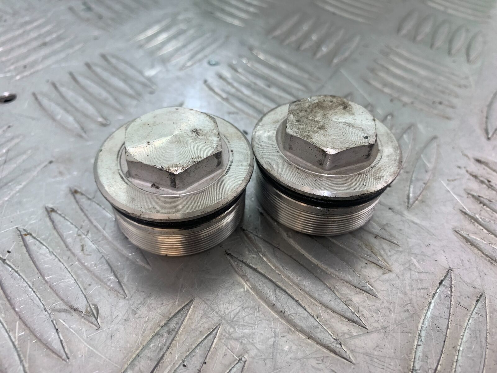 SUZUKI DL 650 V-STROM FORK TOPS   YEAR 2020 (CMB1117)