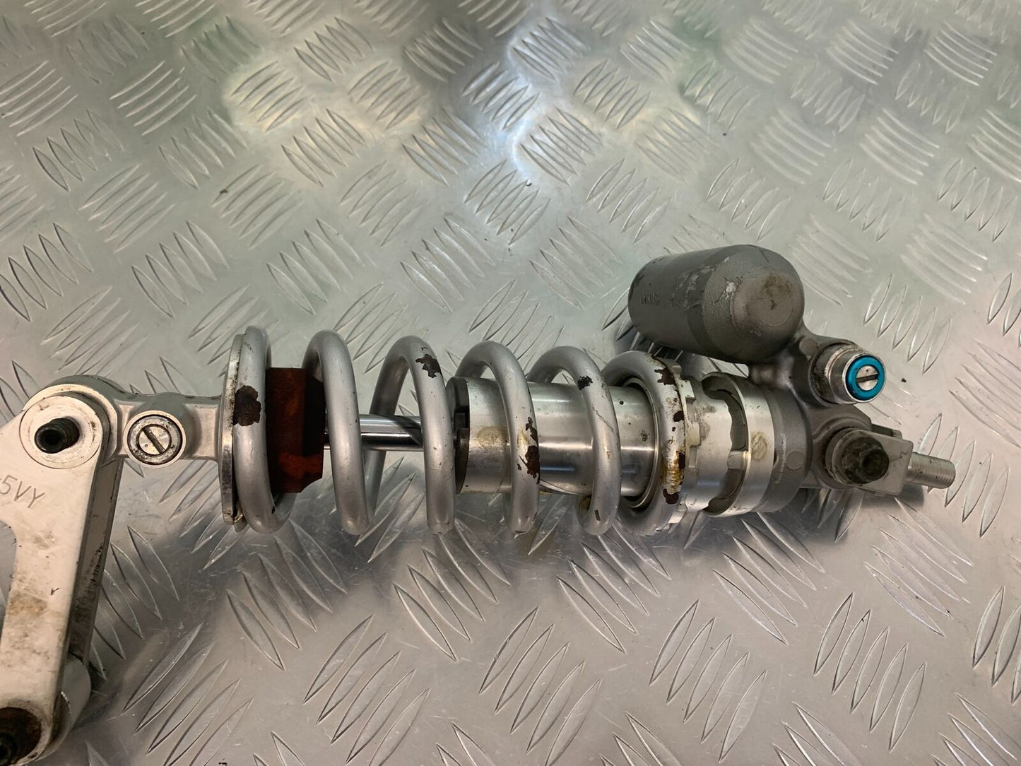 YAMAHA YZF R1 5VY REAR SHOCK  YEAR 2004-2006 (STOCK 953)