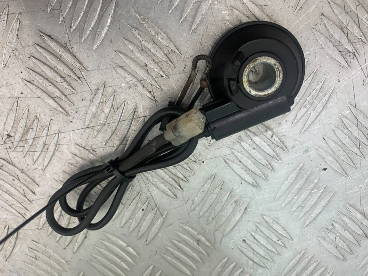 ROYAL ENFIELD HIMALAYAN 411 SPEEDO DRIVE  YEAR 2018-2023 (CMB1322)