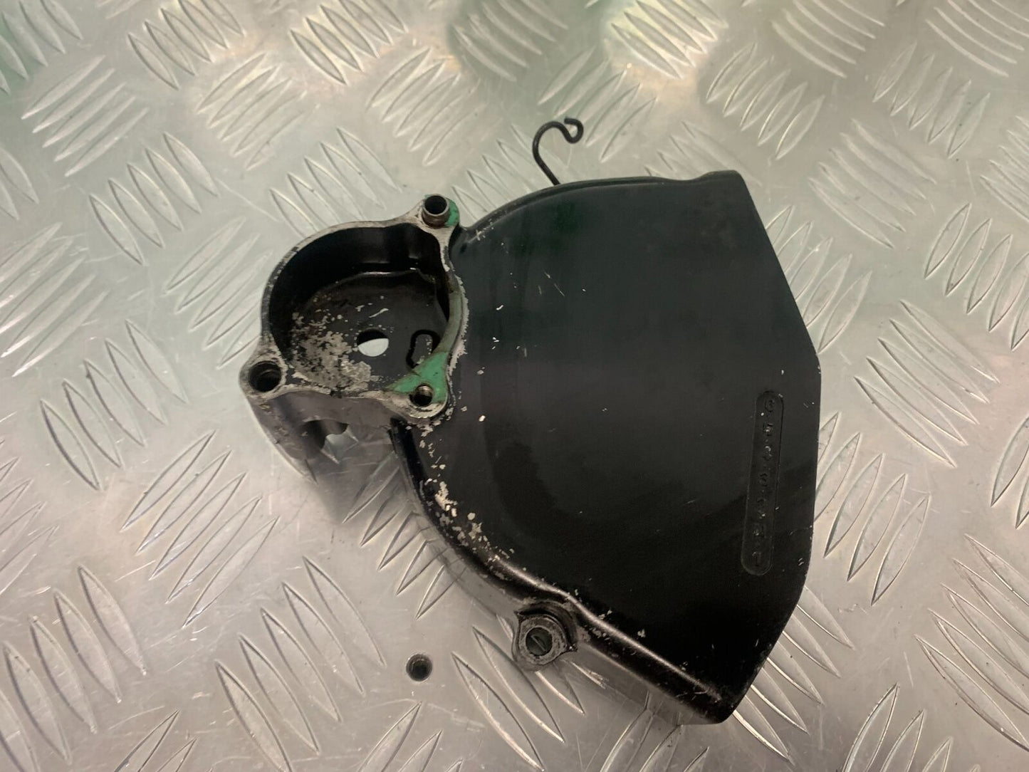 HONDA CBR1100 BLACKBIRD SPROCKET COVER  YEAR 1999-05 (STOCK 961)