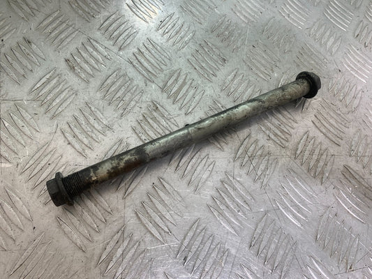 KAWASAKI ZX6R ZX6 F SWINGARM SPINDLE  YEAR 1995-1997 (CMB1169)