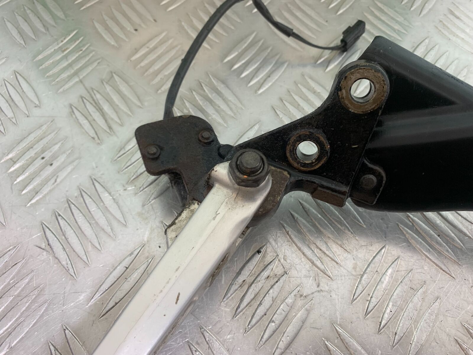 TRIUMPH TIGER 800 SIDE STAND  YEAR 2011-2014 (CMB1113)