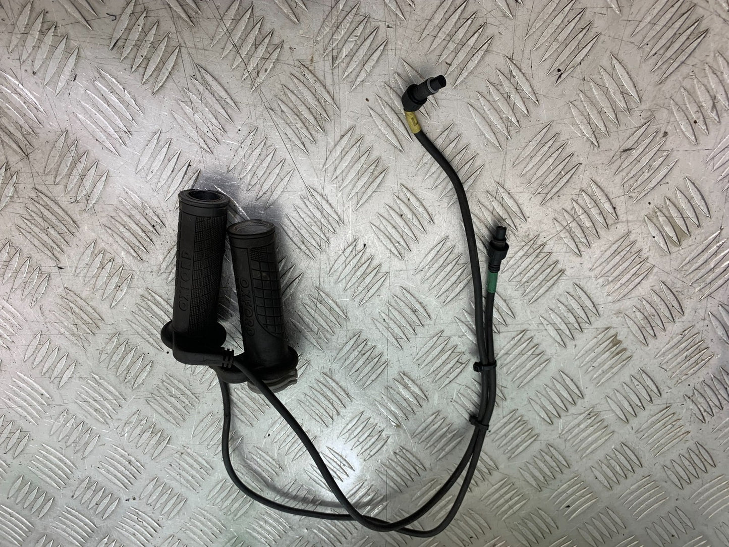 KAWASAKI NINJA 400 EX 400 OXFORD HEATED GRIPS   YEAR 2018-2022 (CMB 1278)