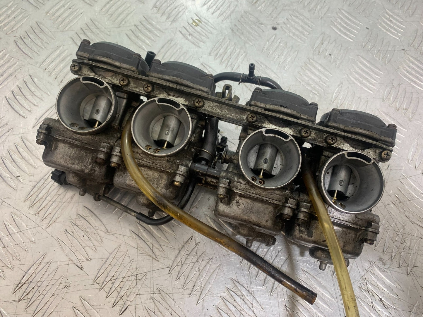 KAWASAKI GPZ600 GPZ 600 CARBS YEAR 1988-90 (CMB1258)