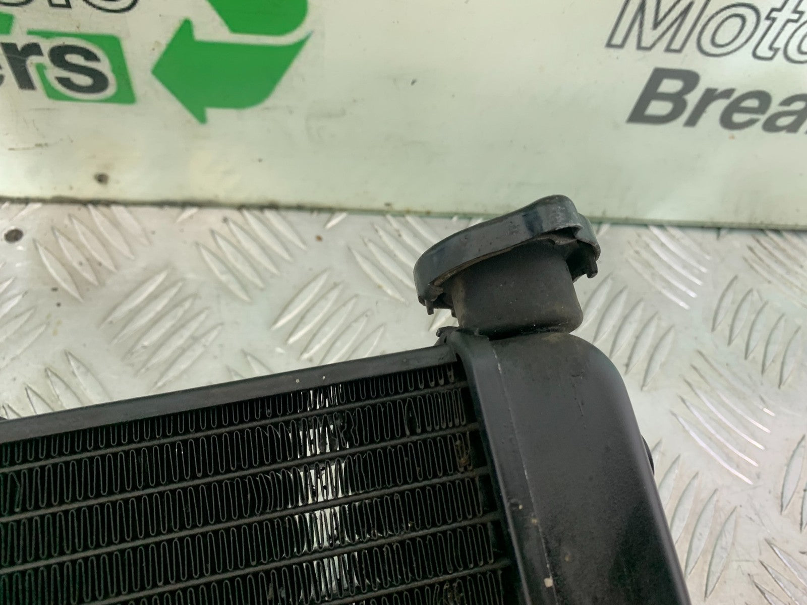 TRIUMPH SPEED TRIPLE R 1050 RADIATOR   2009 (CMB1183)