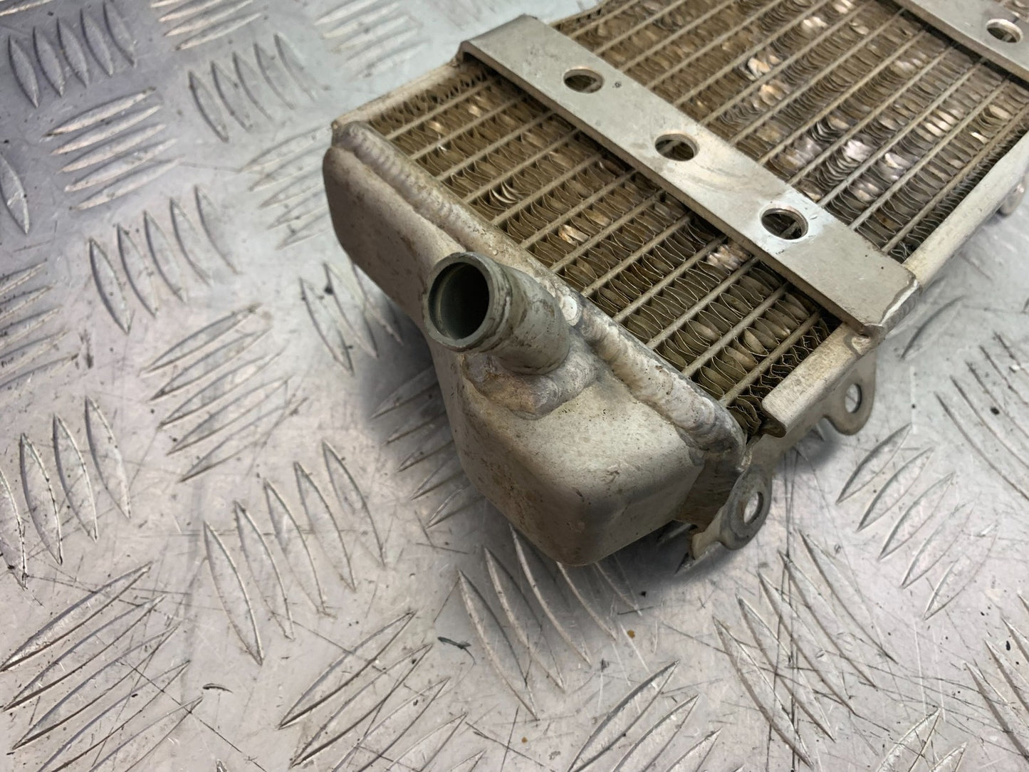 KAWASAKI KXF450 KXF 450 RIGHT  RADIATOR   YEAR 2013 CMB1217)