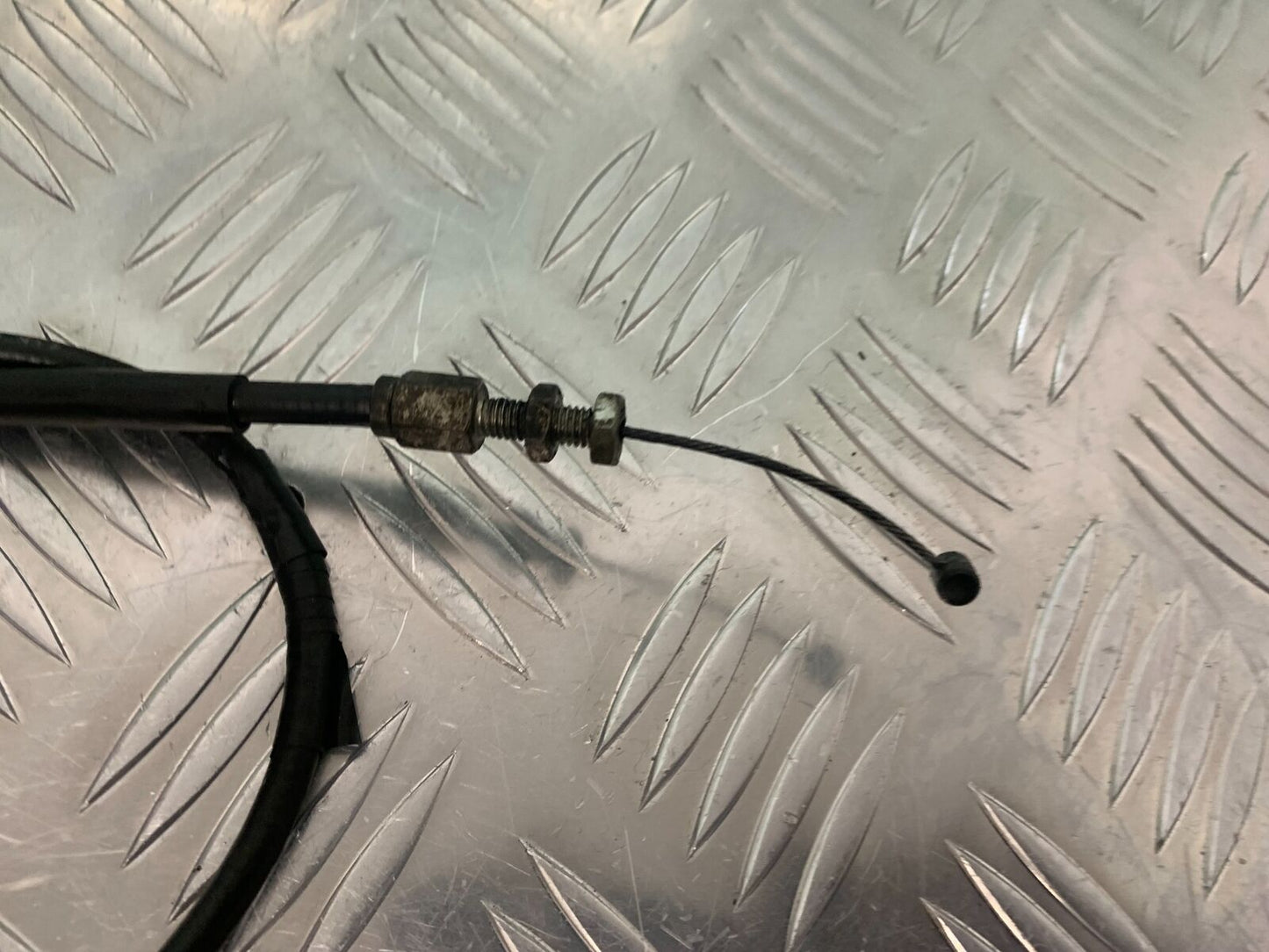 HONDA CBR1100 BLACKBIRD THROTTLE CABLE  YEAR 1999-05 (STOCK 961)
