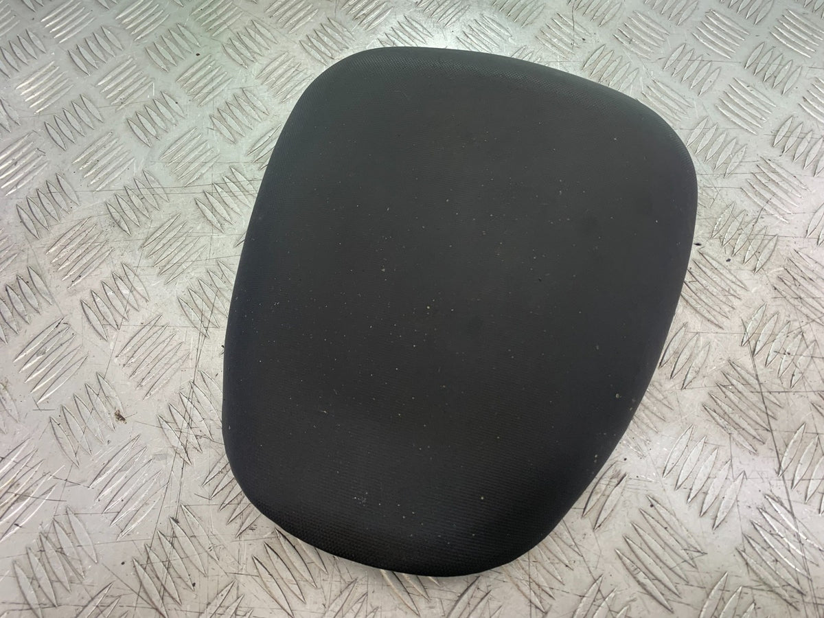 SUZUKI SV650 SV 650 mk1 REAR SEAT (NO HOLES) YEAR 1999-2002 (CMB1208)