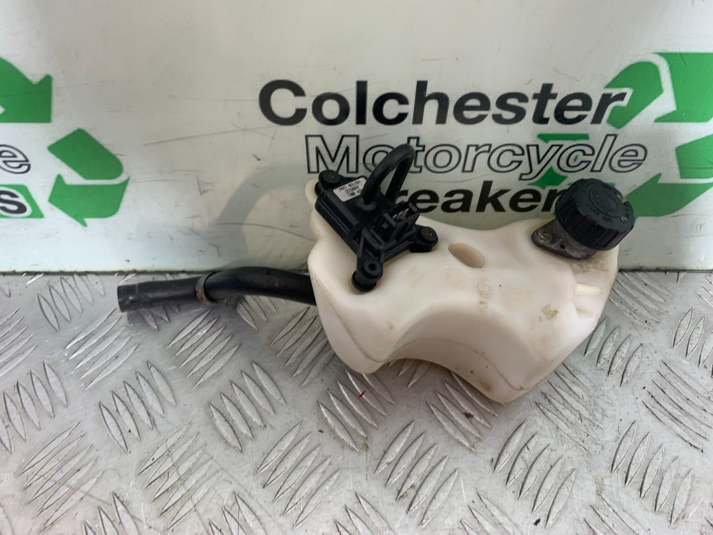 DUCATI 996 SPS 748 916 998 COOLANT BOTTLE  1999-2000 (CMB1209)