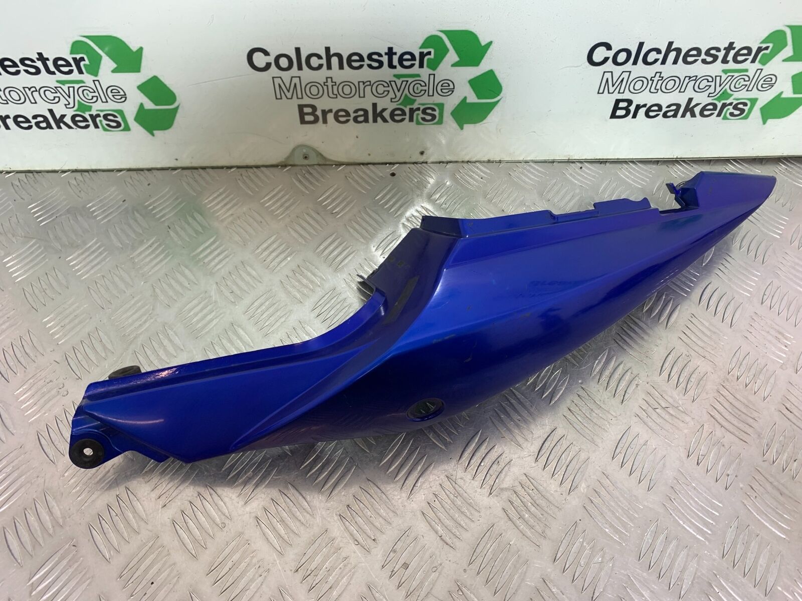SUZUKI SV1000 SV 1000 K4 LEFT SEAT PANEL  YEAR 2003-2007 (CMB1042)