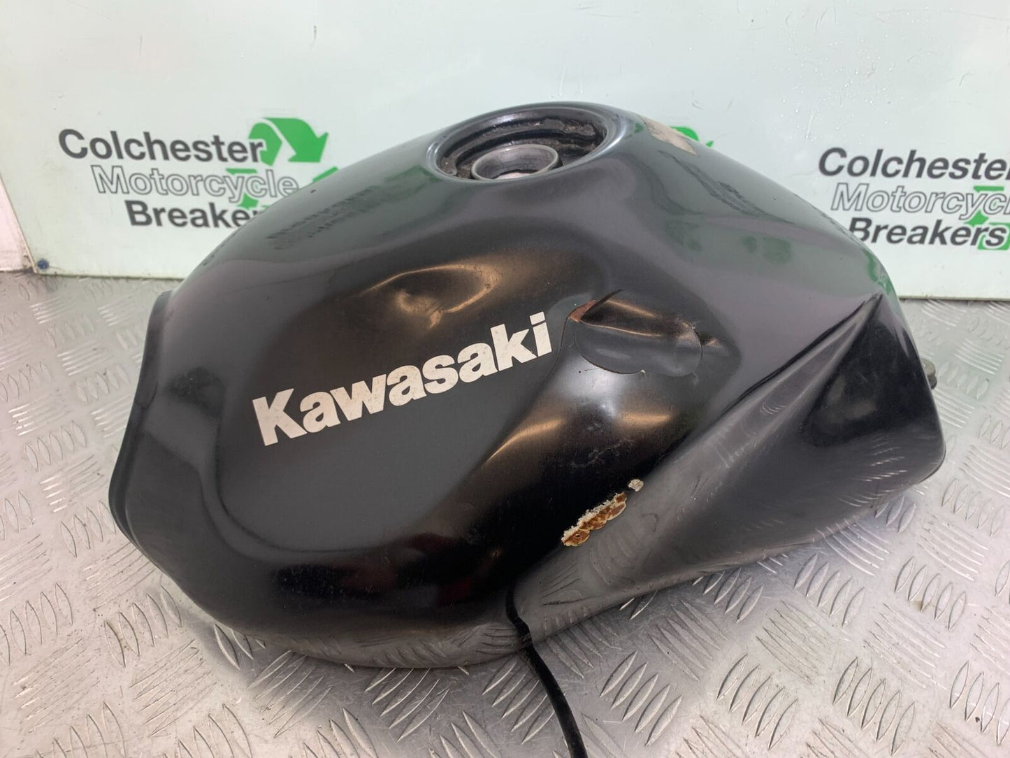 KAWASAKI Z750 Z 750 PETROL TANK   YEAR 2004-2006  (CMB1104)