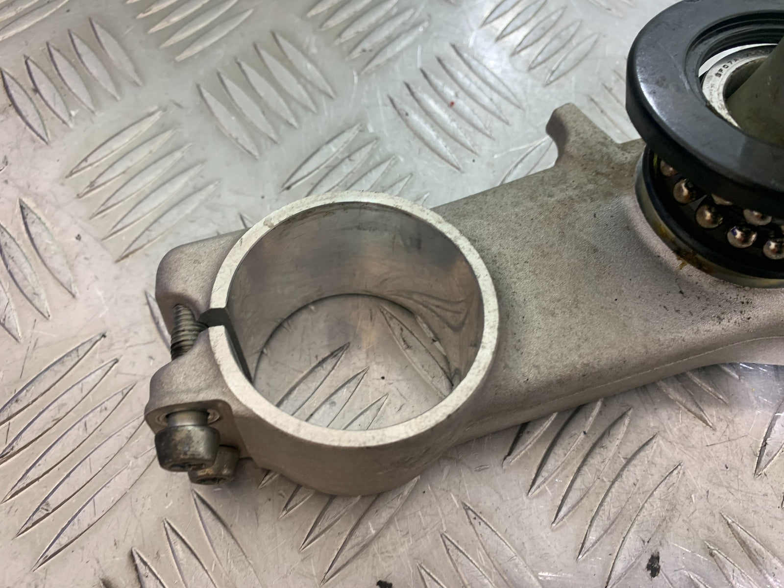 KAWASAKI ZX10R ZX 10R BOTTOM YOKE  YEAR 2011-2015 (CMB1154)