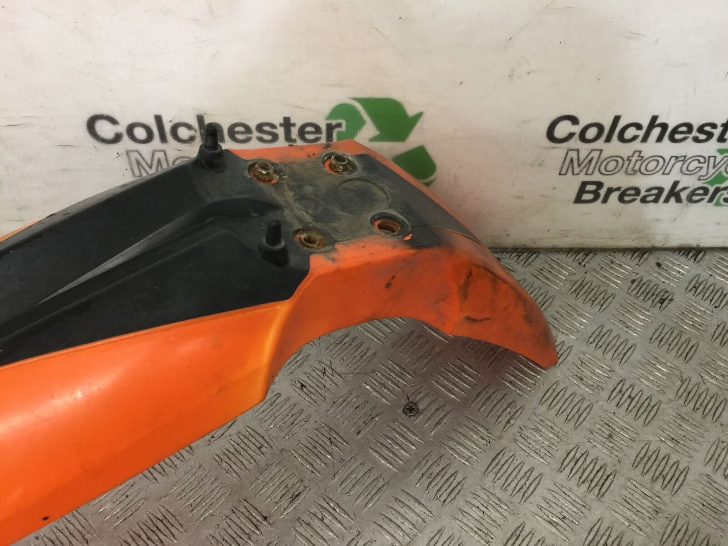 KTM400 KTM 400 LC4-E FRONT MUDGUARD  YEAR 2000 (STOCK 898)