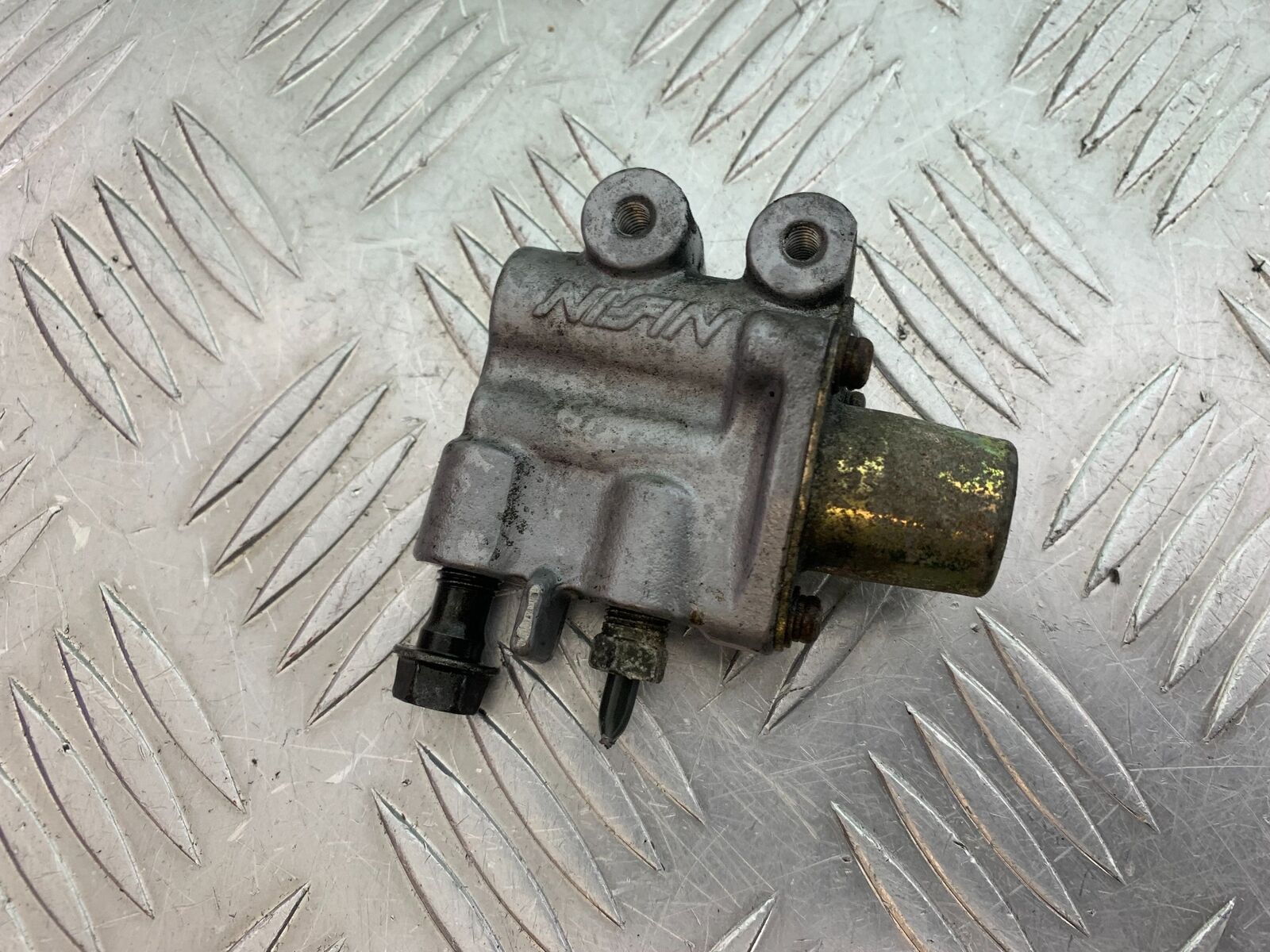 HONDA CBR1100 BLACKBIRD BRAKE JOINER  YEAR 1999-2005 (CMB1103)
