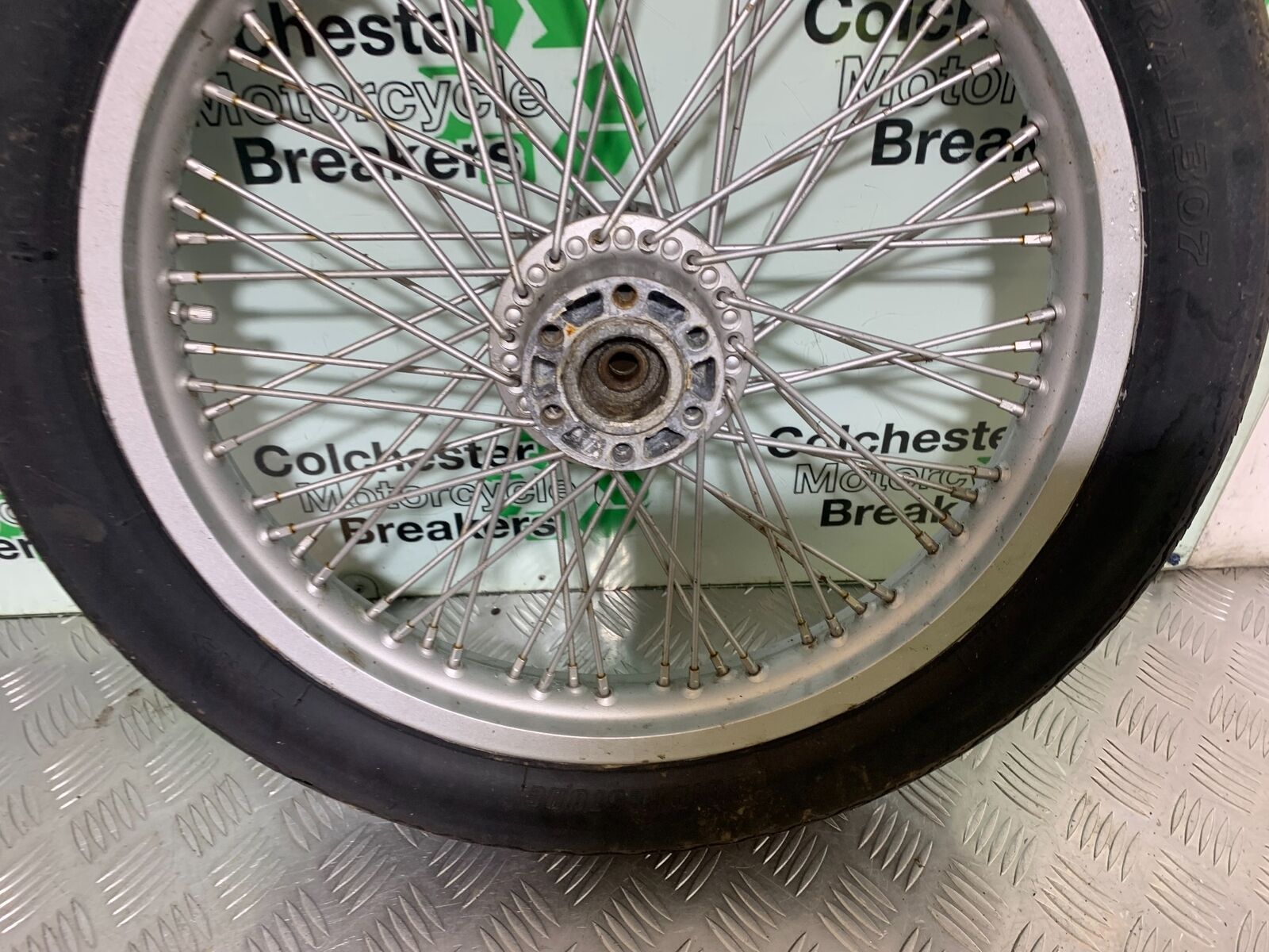 SUZUKI VS1400 VS 1400 INTRUDER FRONT WHEEL  YEAR 1988 (CMB1077)