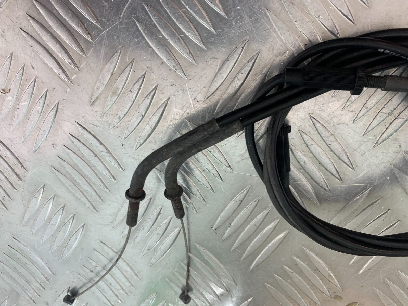 KAWASAKI ZX6R ZX6 R THROTTLE CABLES YEAR 2007 2008 (CMB1002)