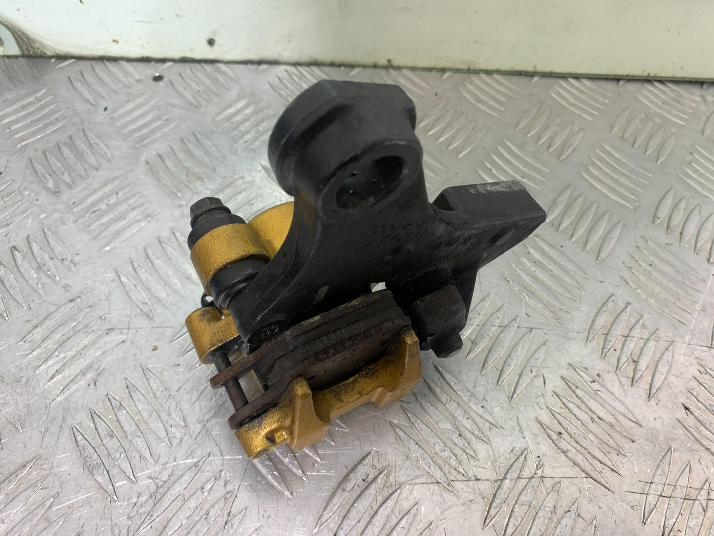 TRIUMPH 675 STREET TRIPLE R REAR BRAKE CALIPER  YEAR 2013 - 2016 (CMB1221)