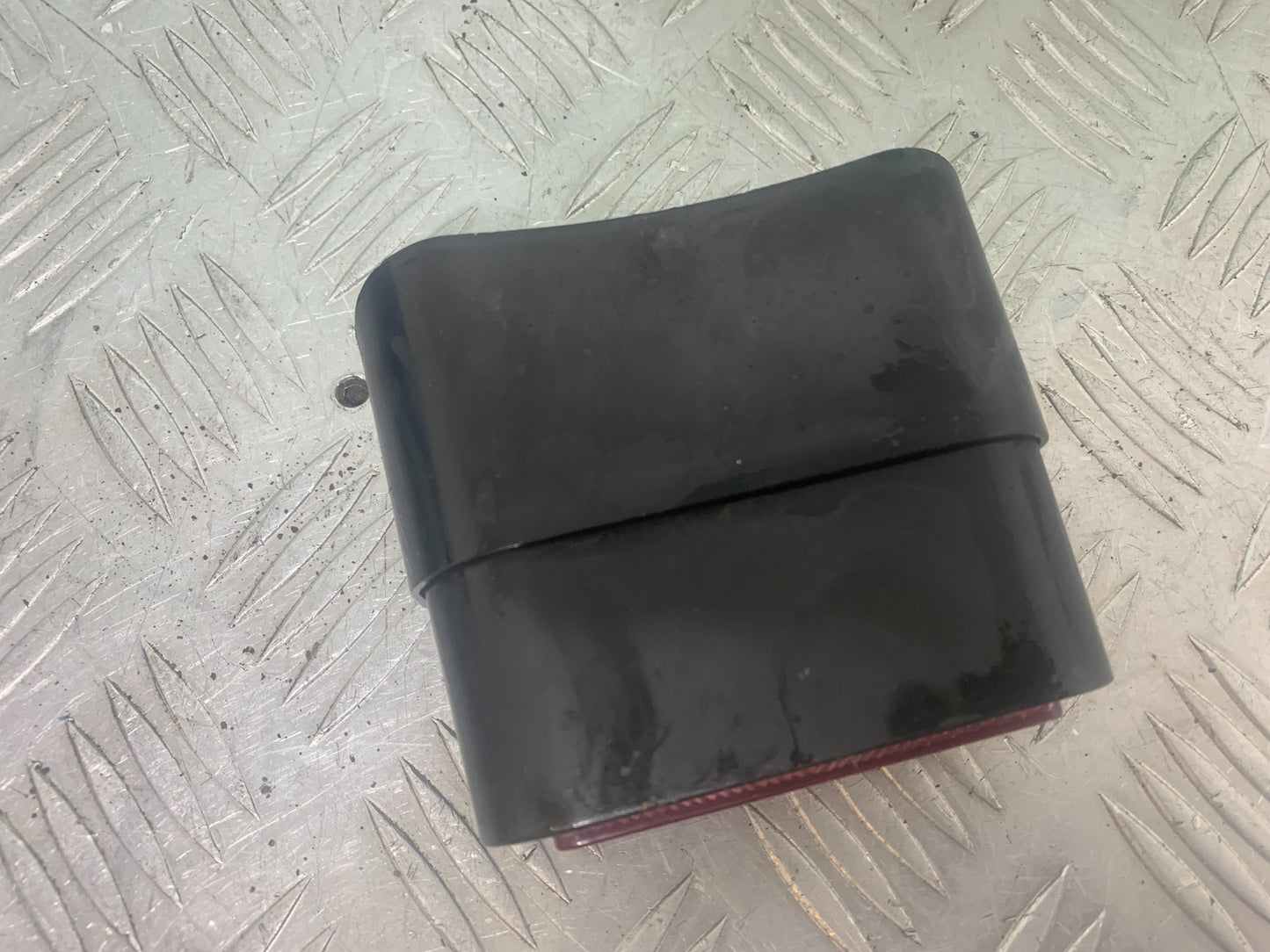 PIONEER XF250 NUMBER PLATE LIGHT INFILL COVER    YEAR 2009 (CMB1143)
