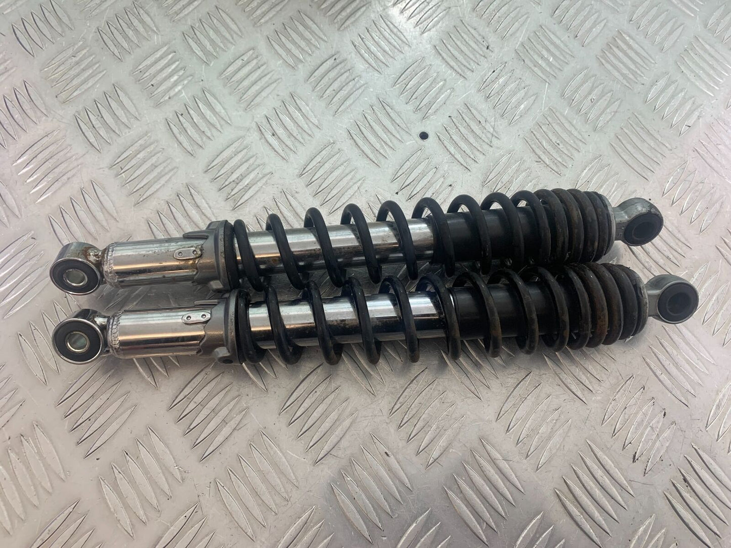 YAMAHA YS125 YS 125 REAR SHOCKS  YEAR 2017-2021 (CMB1053)