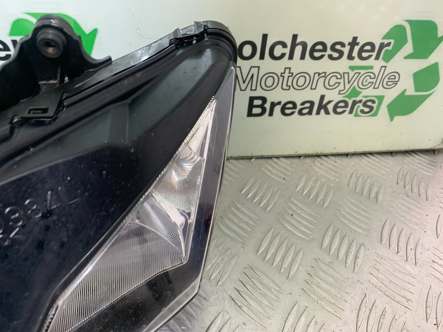 KAWASAKI ZX10R ZX 10R HEADLIGHT  YEAR 2011-2015 (CMB1154)