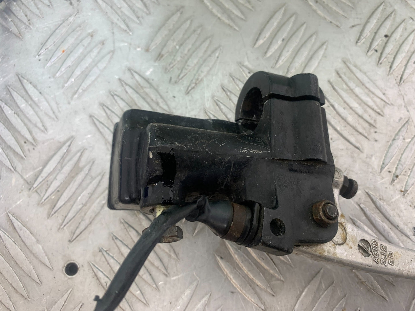 YAMAHA XV535 XV 535 VIRAGO FRONT MASTER CYLINDER YEAR 1994-02 (CMB1162)