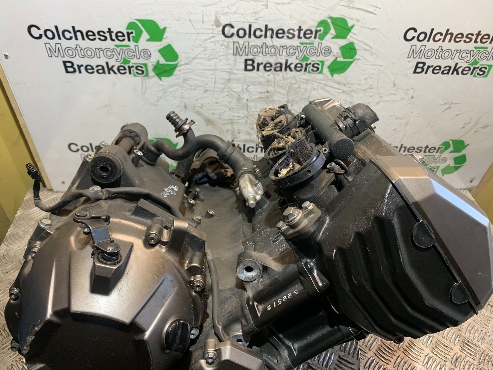 KAWASAKI Z800 Z 800 ENGINE YEAR 2013-2017 (STOCK 925)