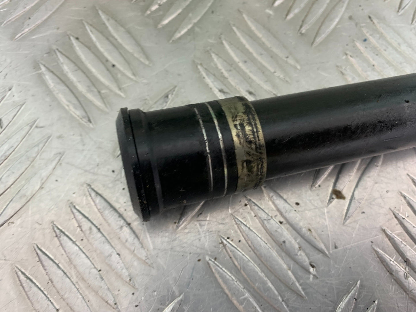 KTM 790 DUKE FRONT WHEEL SPINDLE YEAR 2018-2021  (CMB11150)