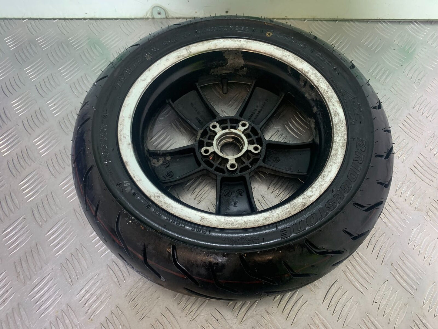 PIAGGIO VESPA GTS 300 REAR WHEEL (GOOD TYRE)  YEAR 2010 (CMB1062)