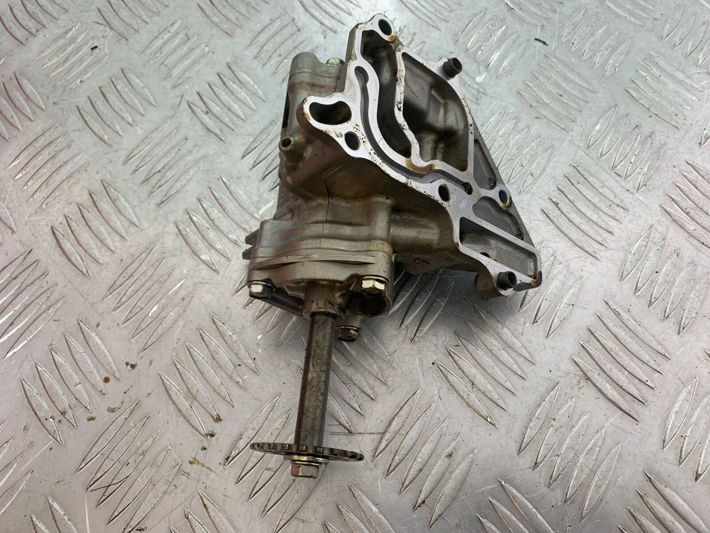 HONDA VFR1200 VFR 1200 FA OIL PUMP YEAR 2010-11 CMB1088)