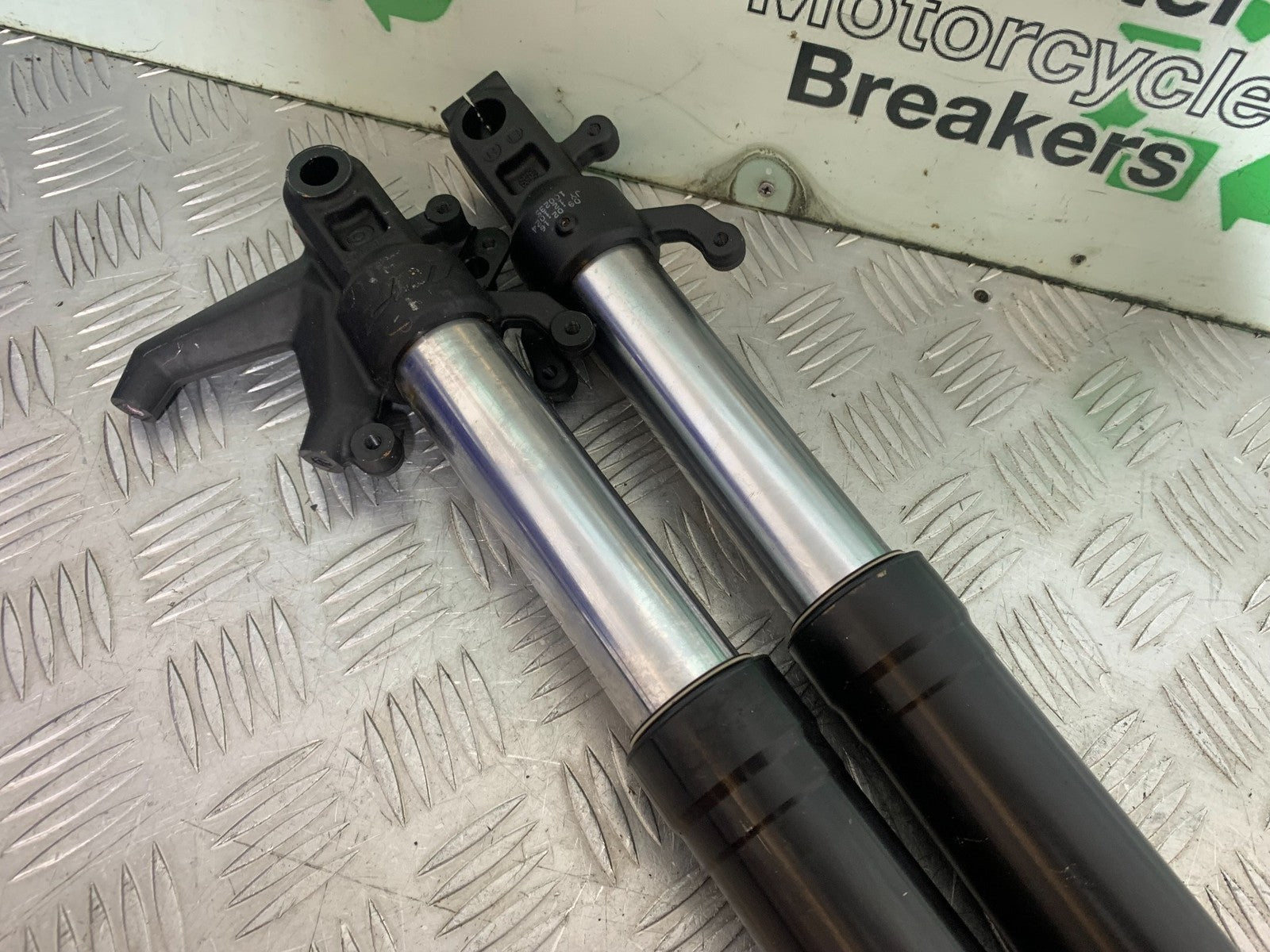 KTM RC125 RC 125 FORKS (BENT SOLD AS PARTS)    2014 2017 (CMB1199)