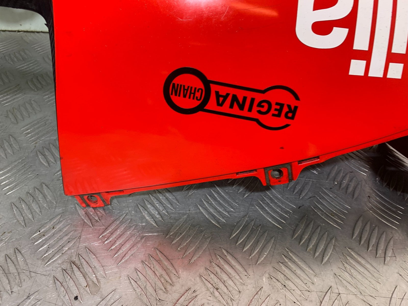 APRILIA RSV1000 RSV 1000 MILLE BELLYPAN 1998- 2003 (CMB1184)