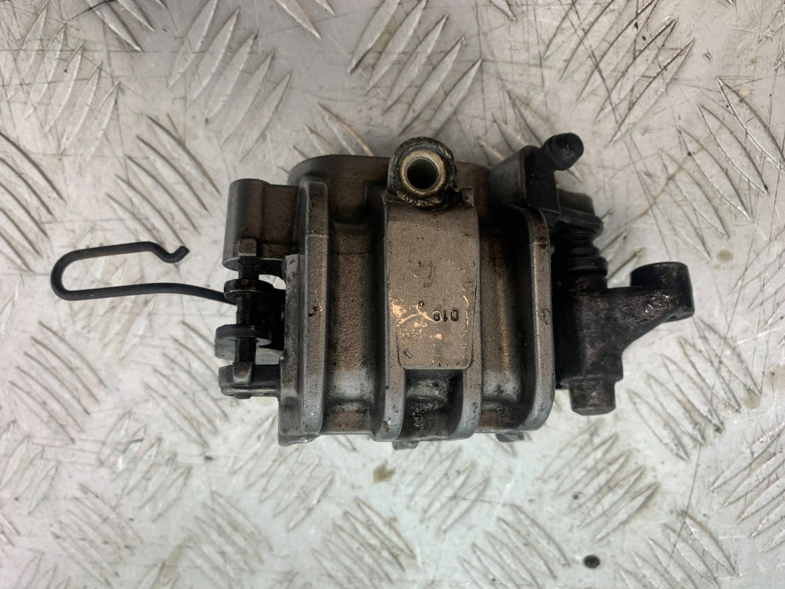 HONDA NTV 600 REVERE FRONT BRAKE CALIPER    YEAR 1988-1996  (CMB1281)