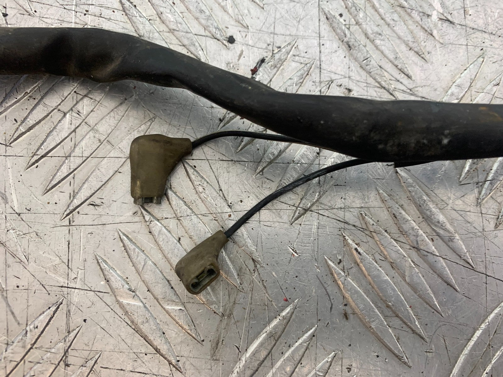 YAMAHA YZF1000 THUNDERACE LEFT SWITCH GEAR YEAR 1997-2000 (CMB1204)