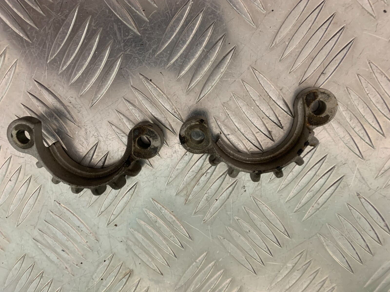 ROYAL ENFIELD 350 CLASSIC EXHAUST CLAMPS  YEAR 2022 (STOCK 967)