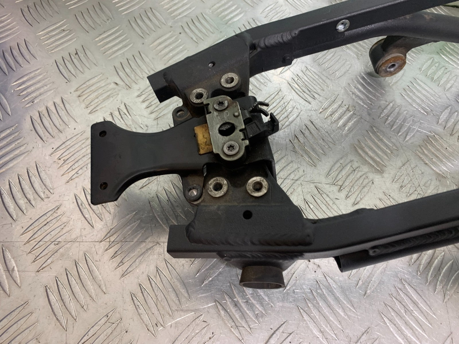 TRIUMPH SPEED TRIPLE R 1050 REAR SUBFRAME  2009 (CMB1183)