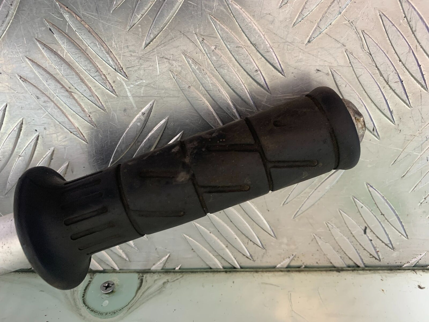 KAWASAKI ZX6R ZX6 J LEFT HANDLEBAR  YEAR 2000 (CMB1129)